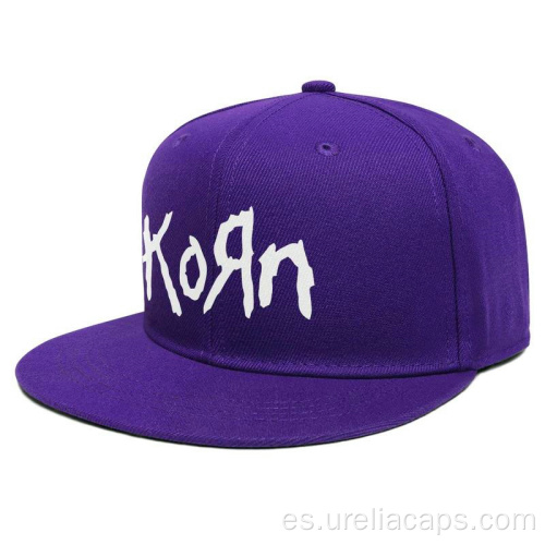 gorra snapback con logo estampado